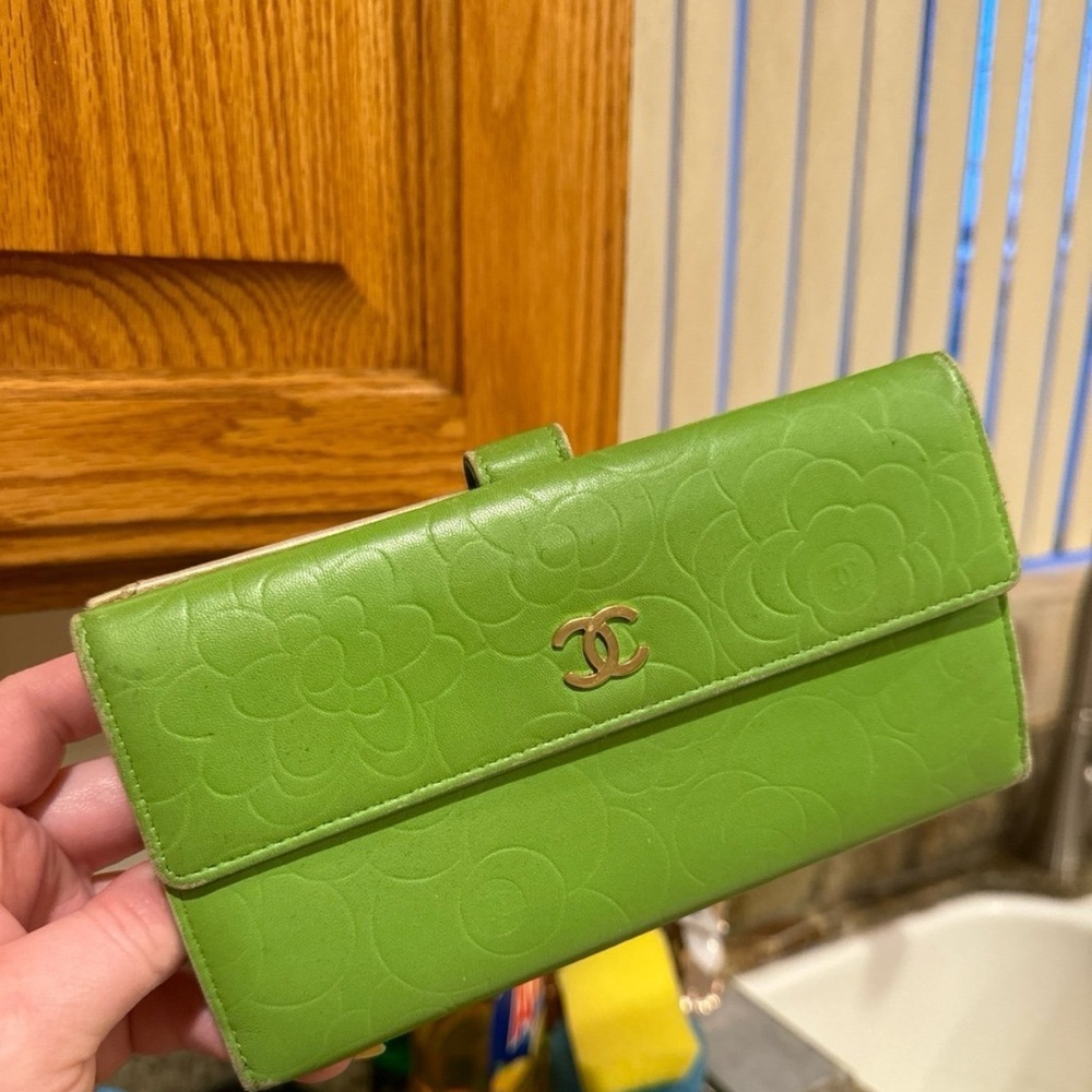 Green Chanel wallet